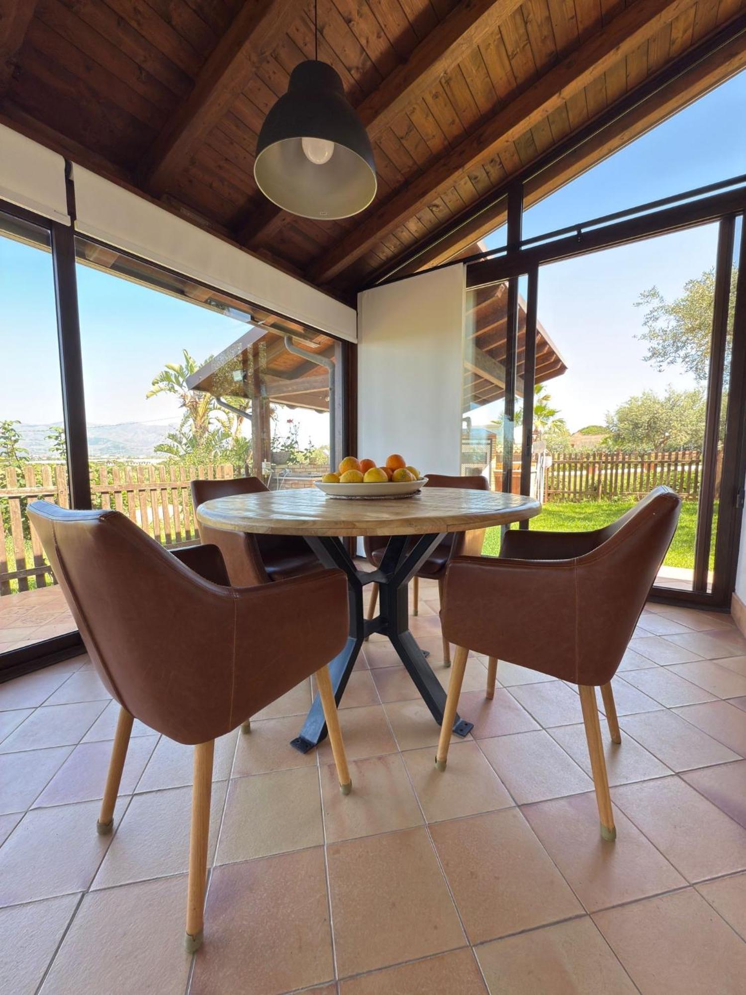 Azienda Agrituristica Baglio Carta バレストラーテ エクステリア 写真